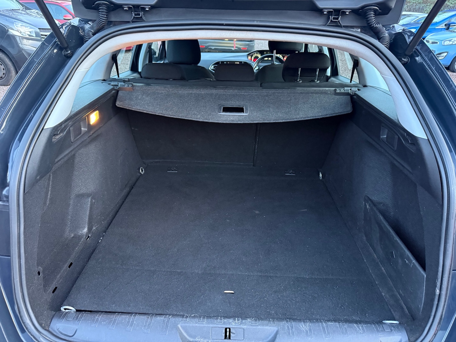 Used Peugeot 308 2018 for sale - 77145376: Photo 21