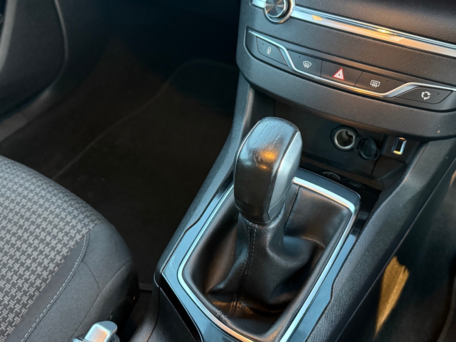 Used Peugeot 308 2018 for sale - 77145376: Photo 23