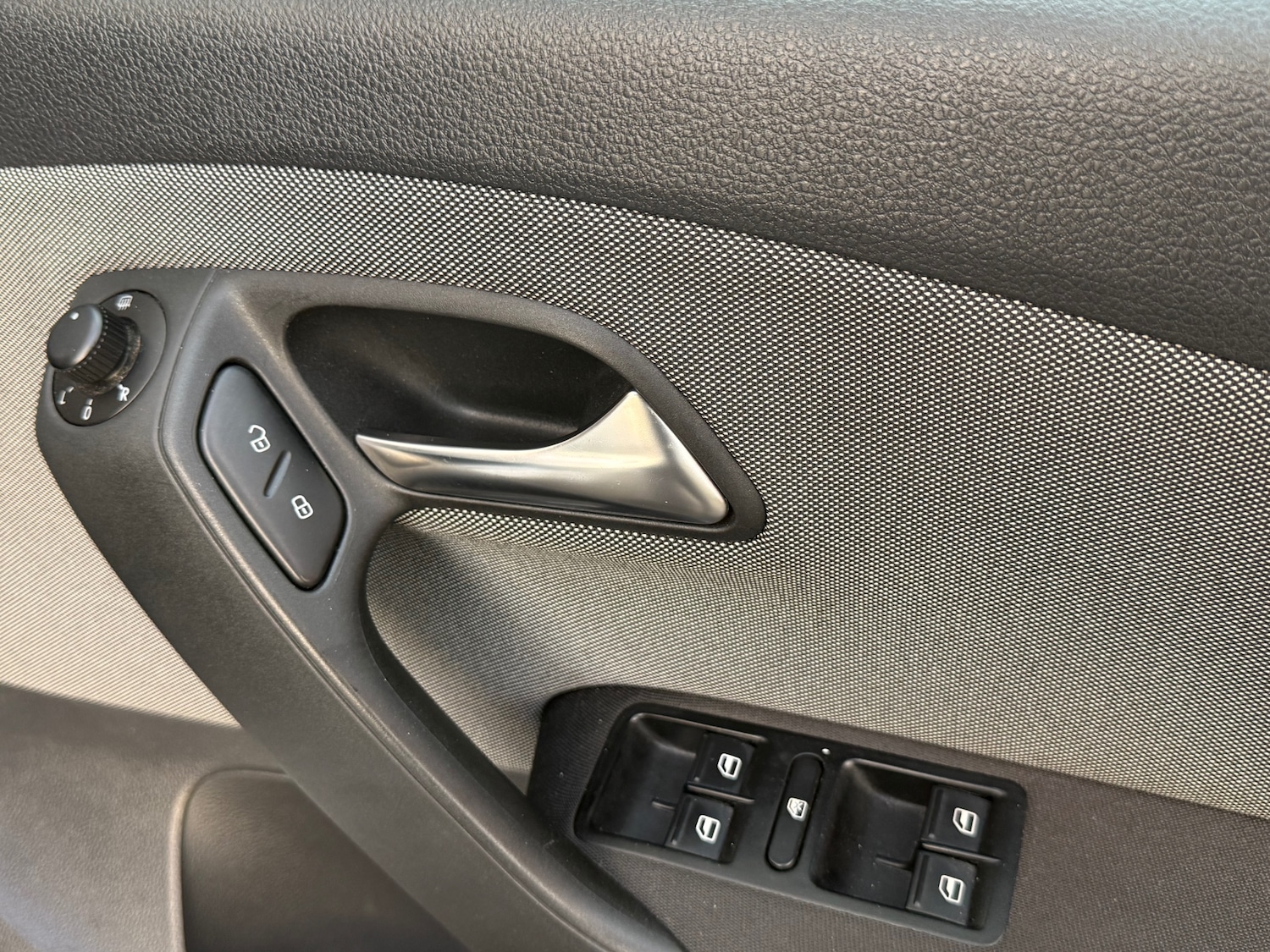 Used Volkswagen Polo 2011 for sale - 76946006: Photo 21