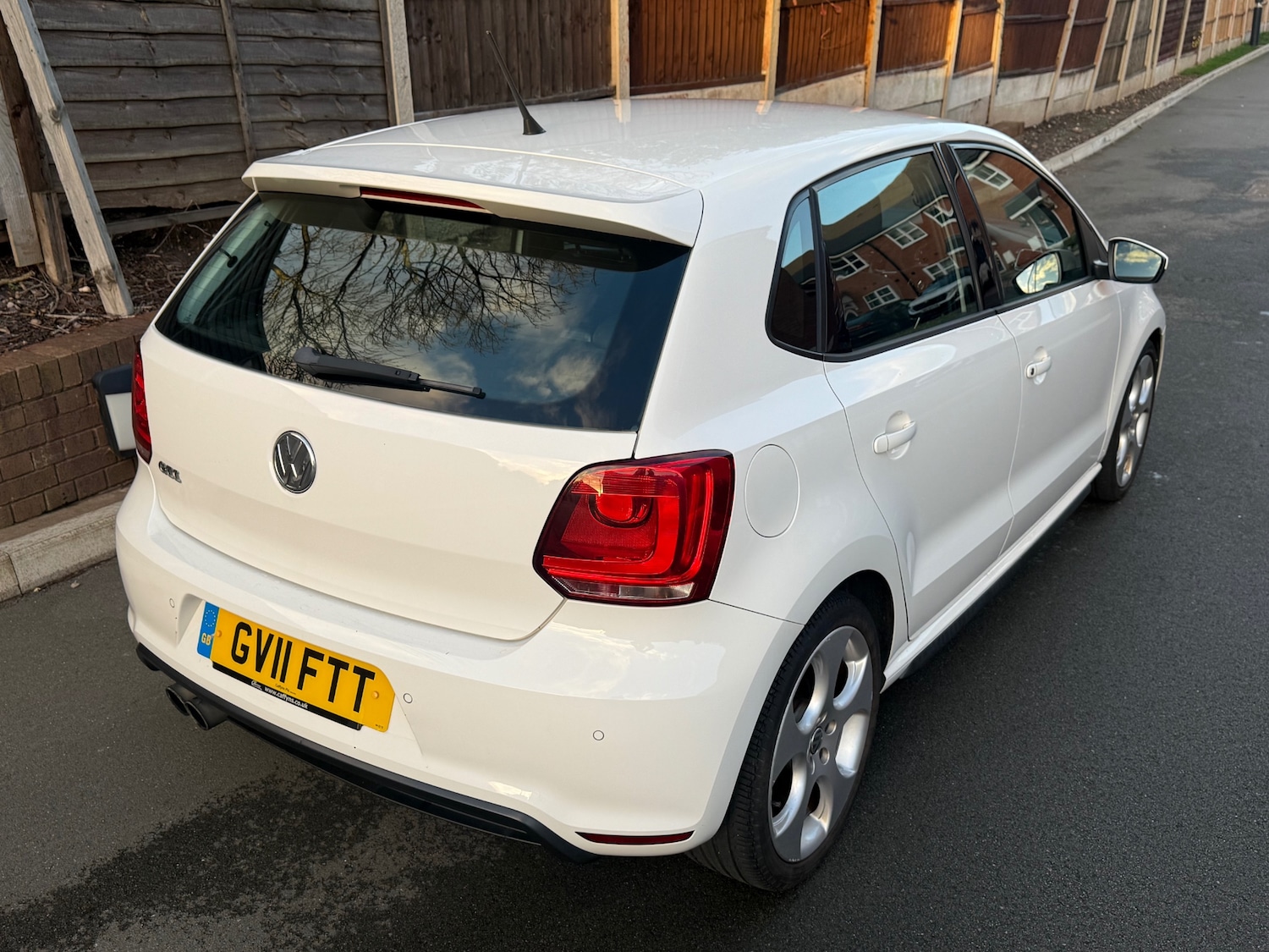 Used Volkswagen Polo 2011 for sale - 76946006: Photo 3