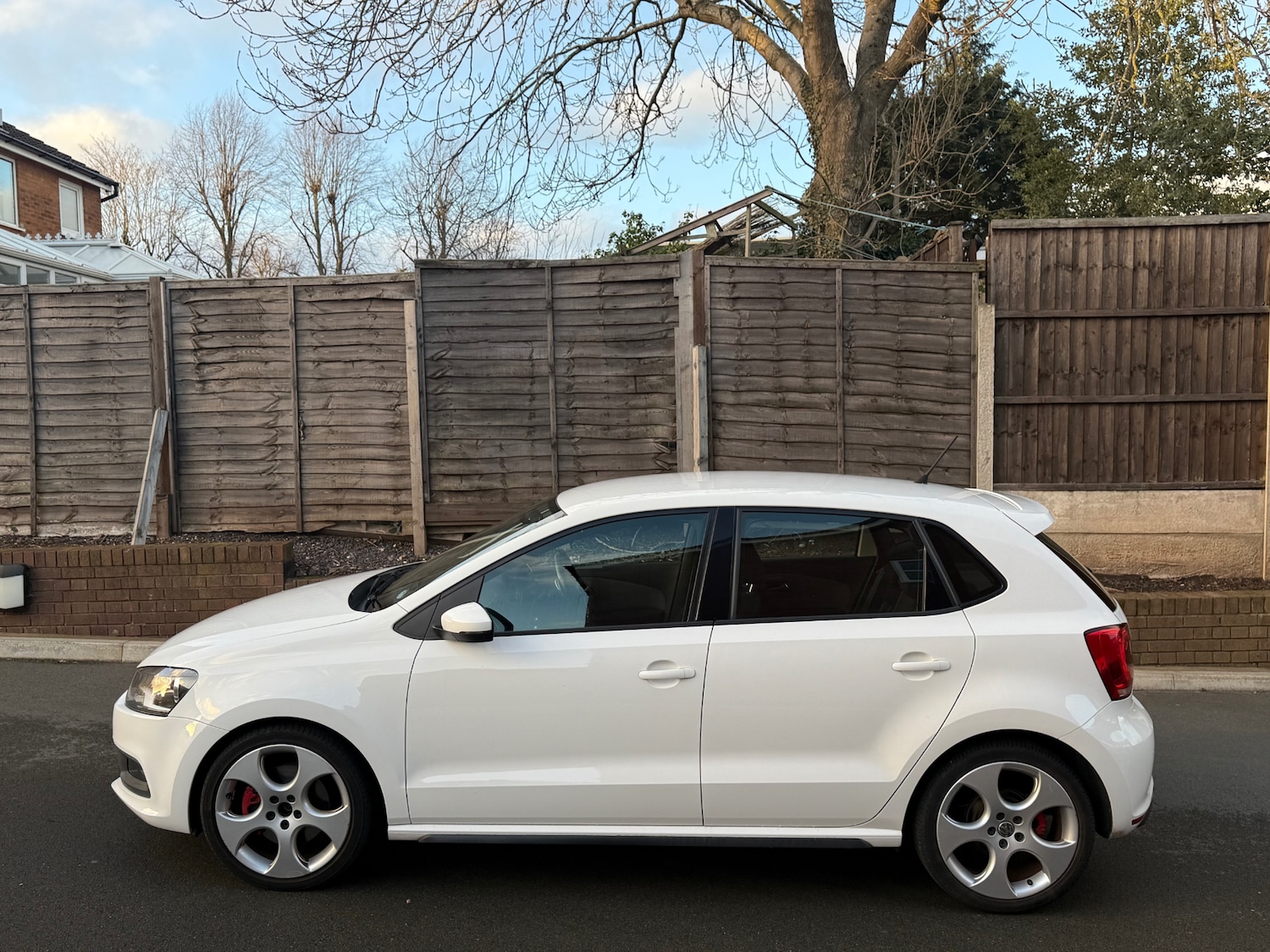 Used Volkswagen Polo 2011 for sale - 76946006: Photo 8