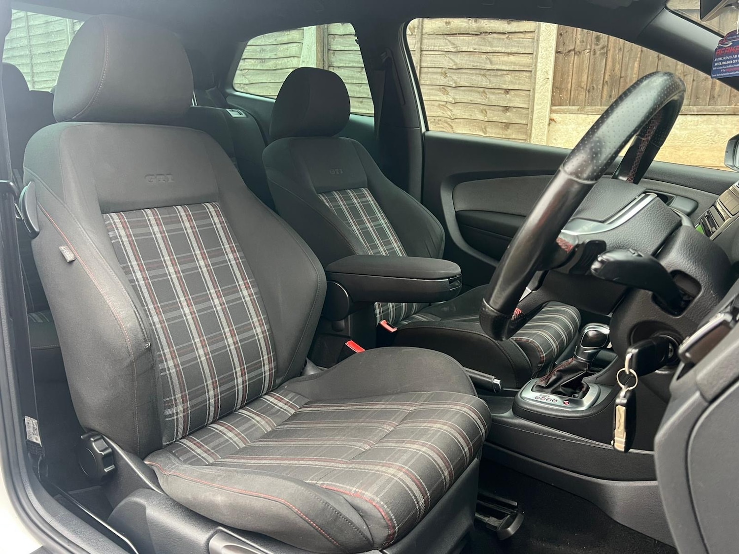 Used Volkswagen Polo 2012 for sale - 76517998: Photo 33