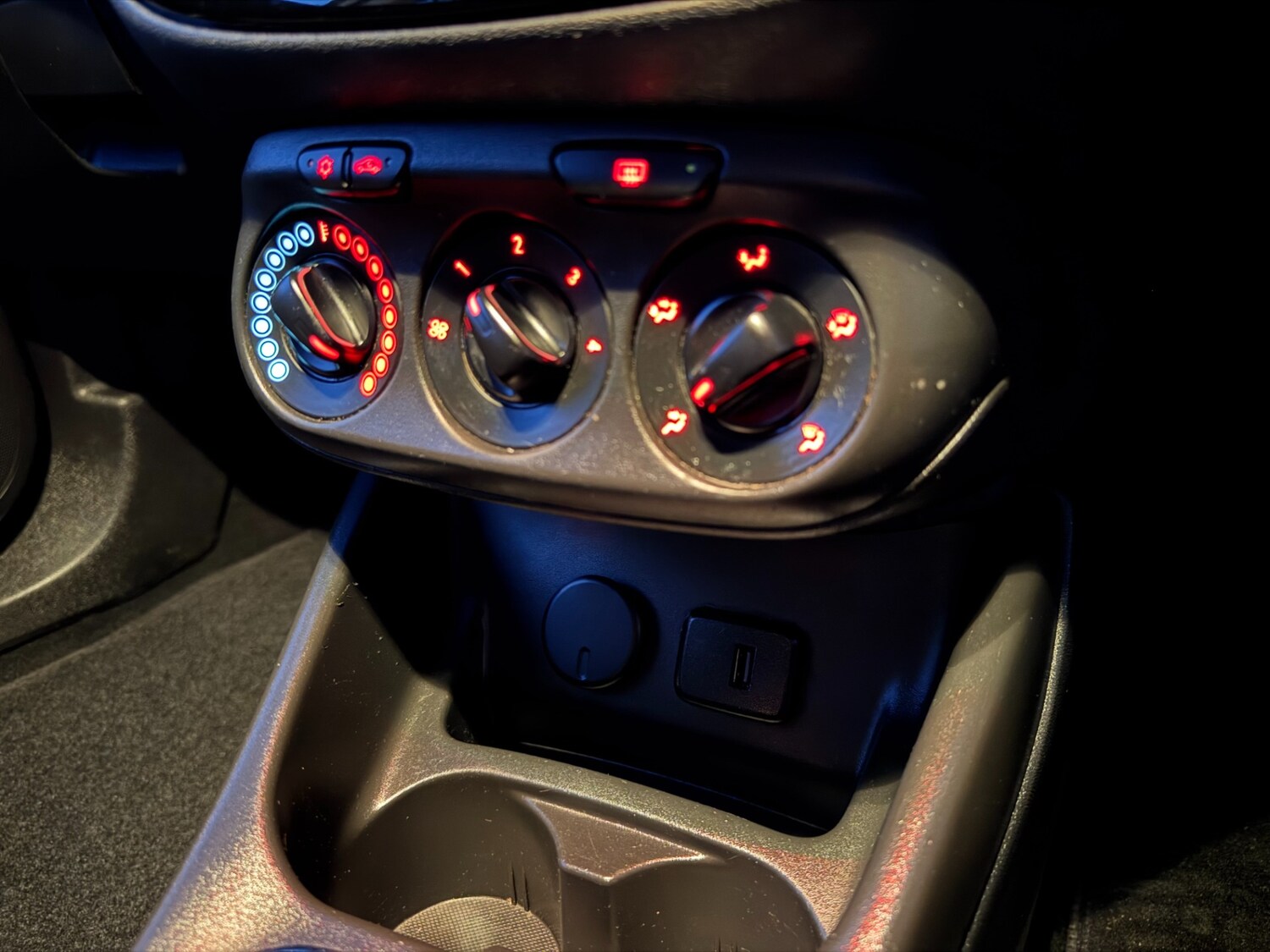 Used Vauxhall Corsa 2018 for sale - 77896198: Photo 32