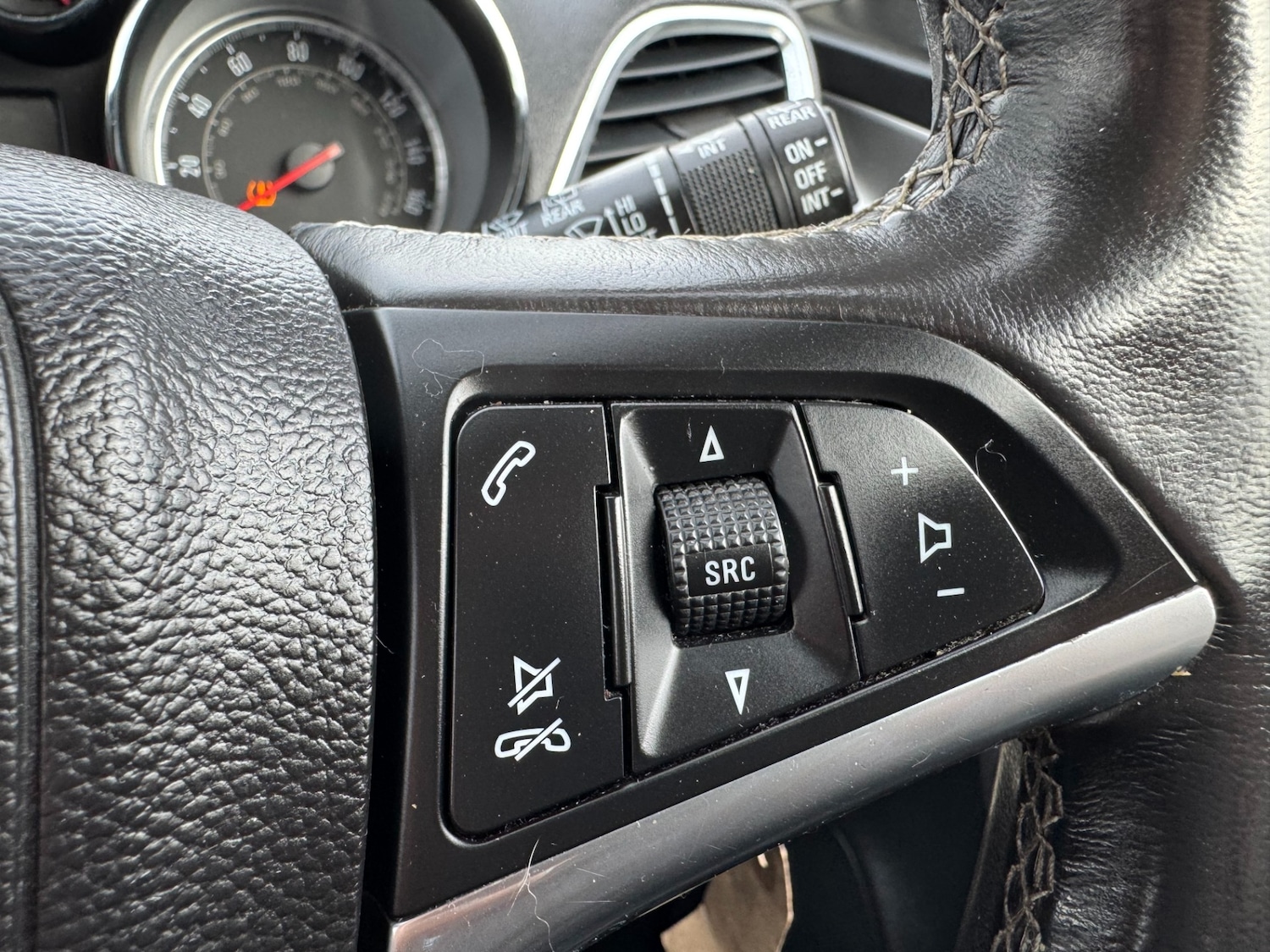 Used Vauxhall Mokka 2016 for sale - 76963649: Photo 28