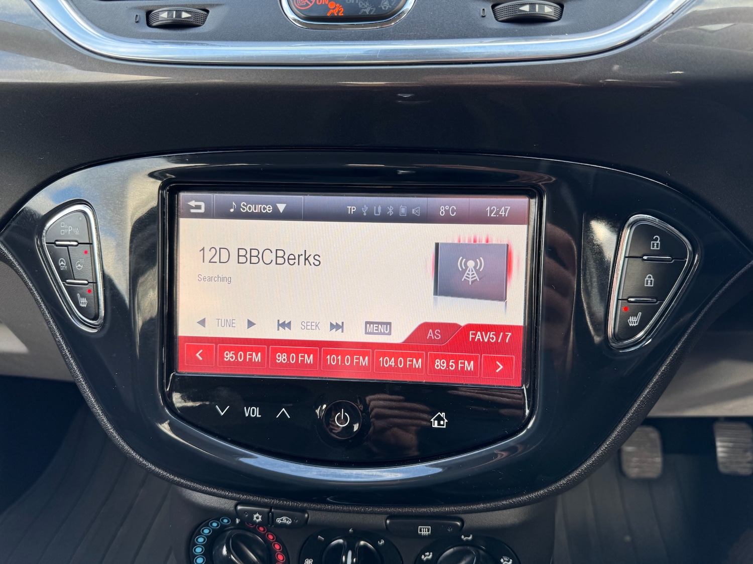 Used Vauxhall Corsa 2015 for sale - 77616432: Photo 34