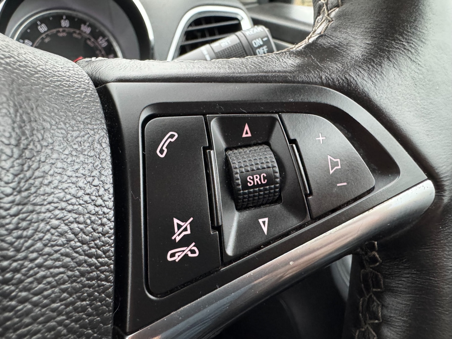 Used Vauxhall Mokka 2015 for sale - 77173350: Photo 28