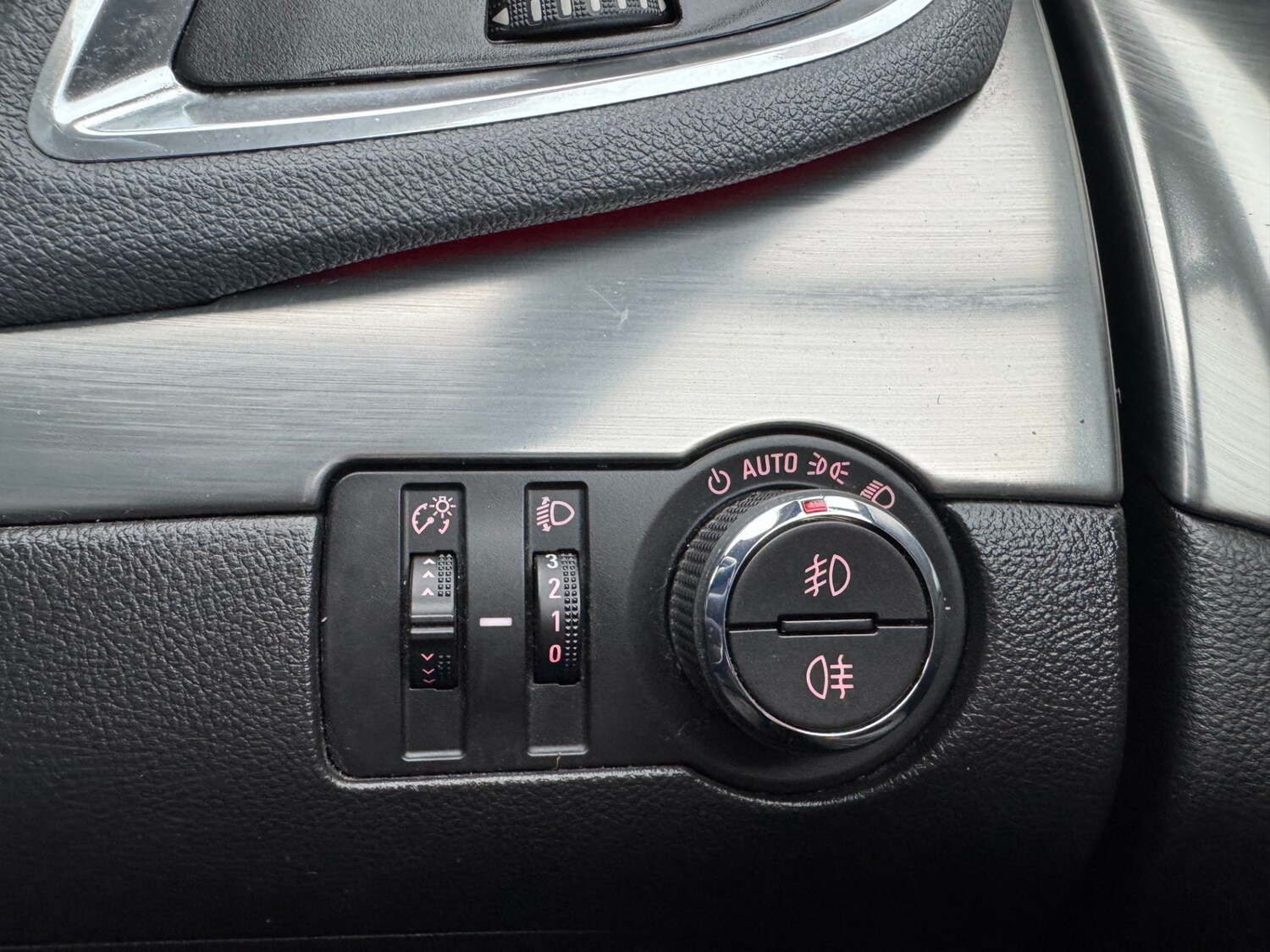 Used Vauxhall Mokka 2015 for sale - 77173350: Photo 32