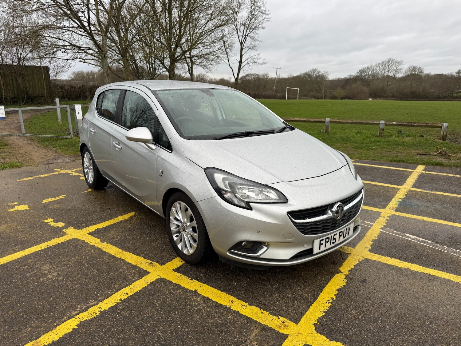 Used Vauxhall Corsa 2015 for sale - 77318263: Photo 2
