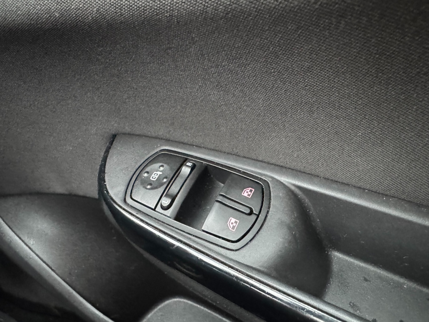 Used Vauxhall Corsa 2017 for sale - 76975404: Photo 29