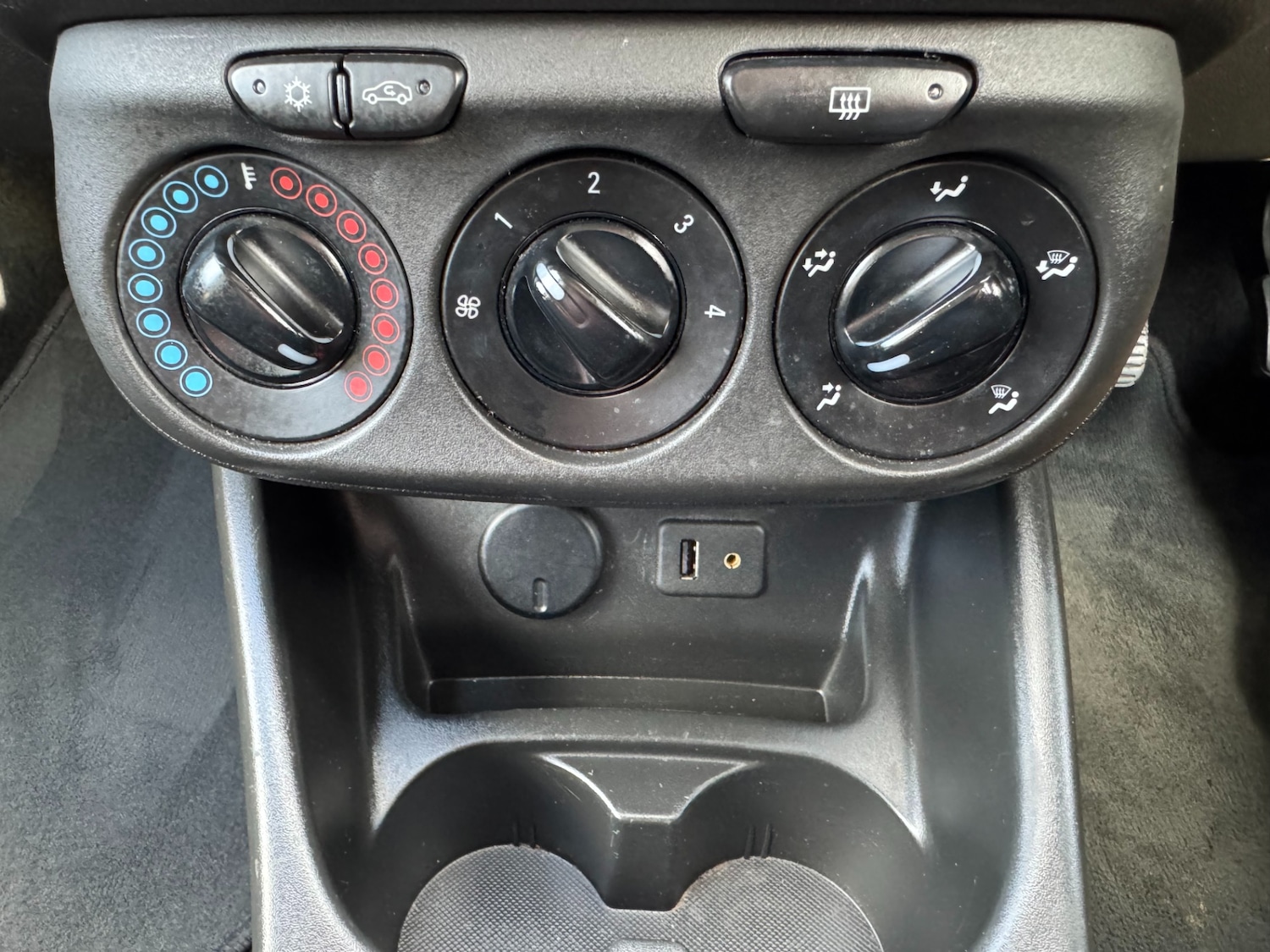 Used Vauxhall Corsa 2015 for sale - 77417177: Photo 36