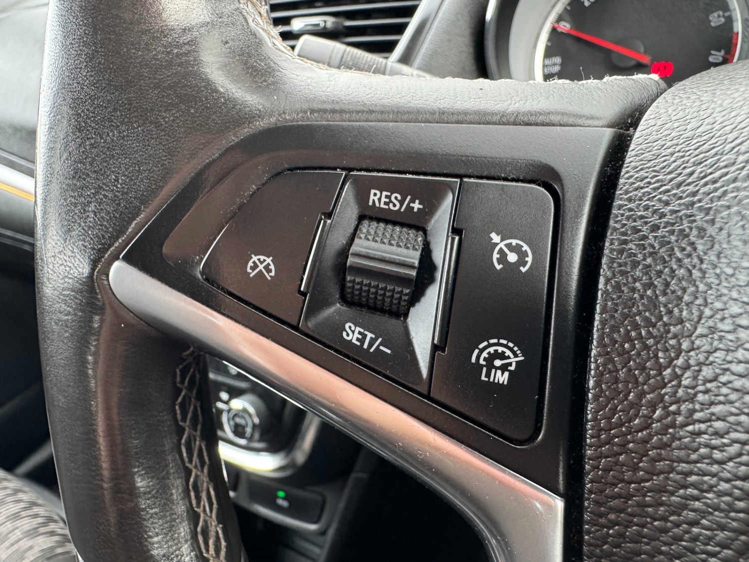 Used Vauxhall Mokka 2016 for sale - 76963656: Photo 28