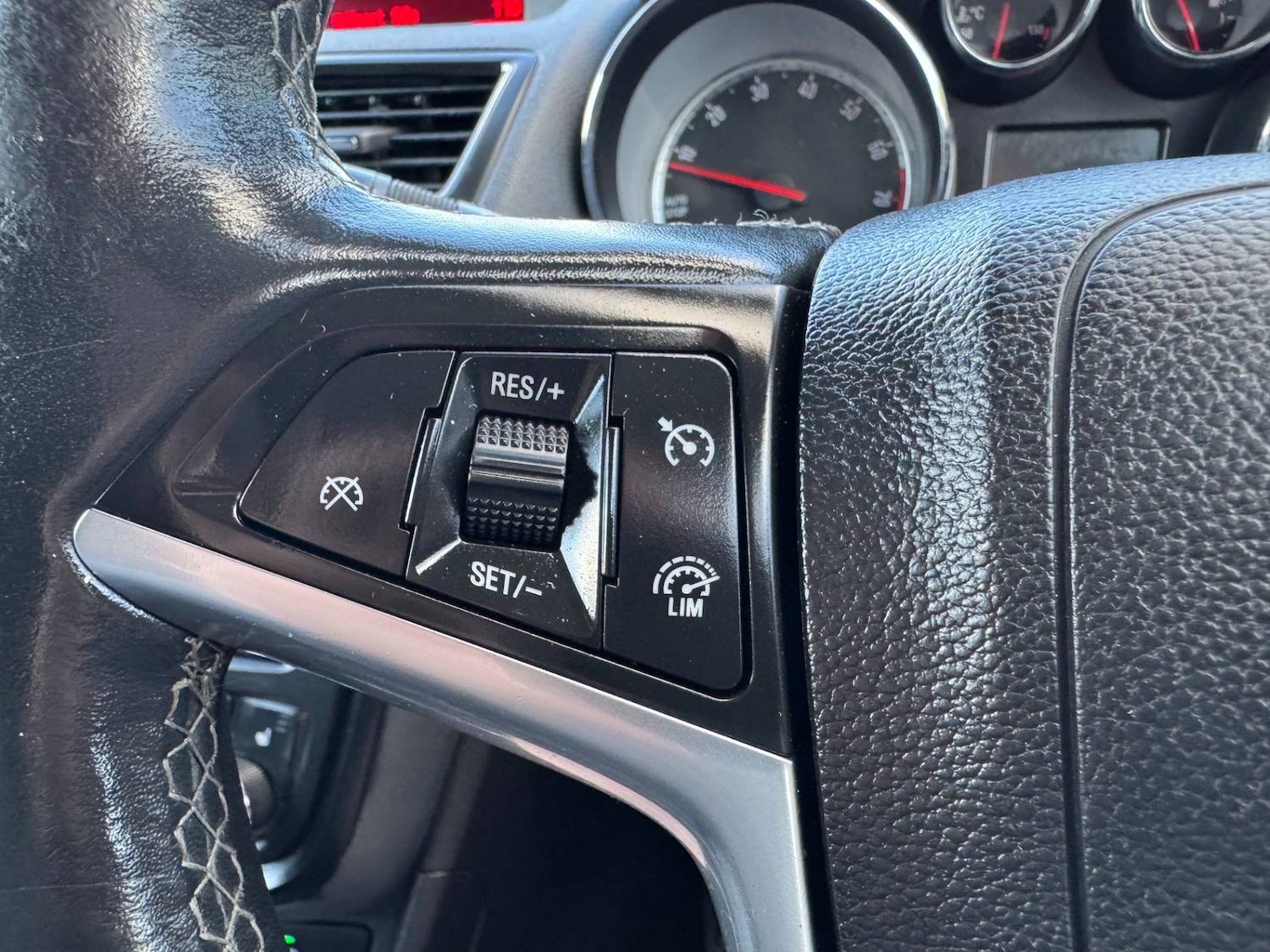 Used Vauxhall Mokka 2015 for sale - 76963607: Photo 30