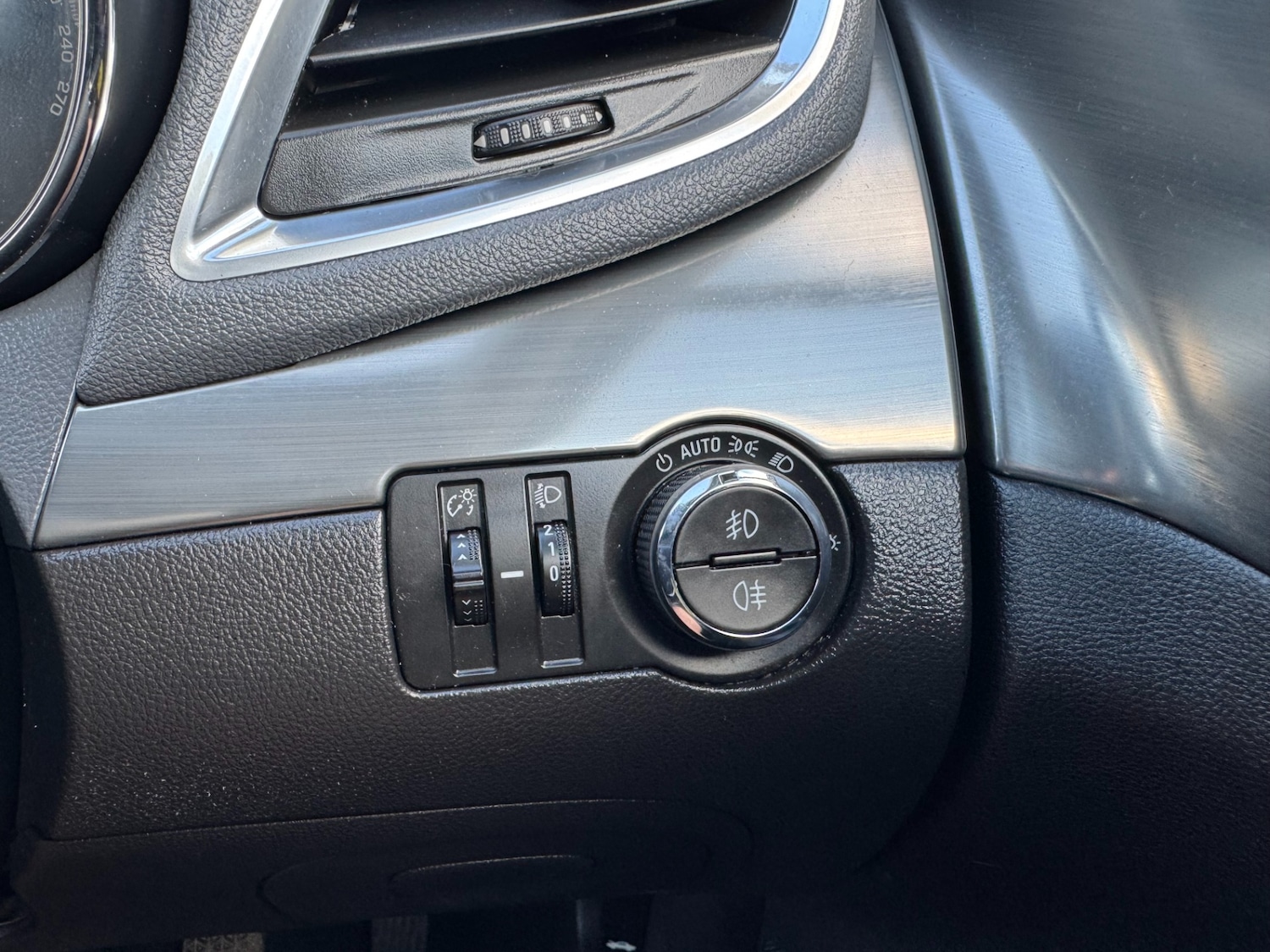 Used Vauxhall Mokka 2015 for sale - 76963607: Photo 38