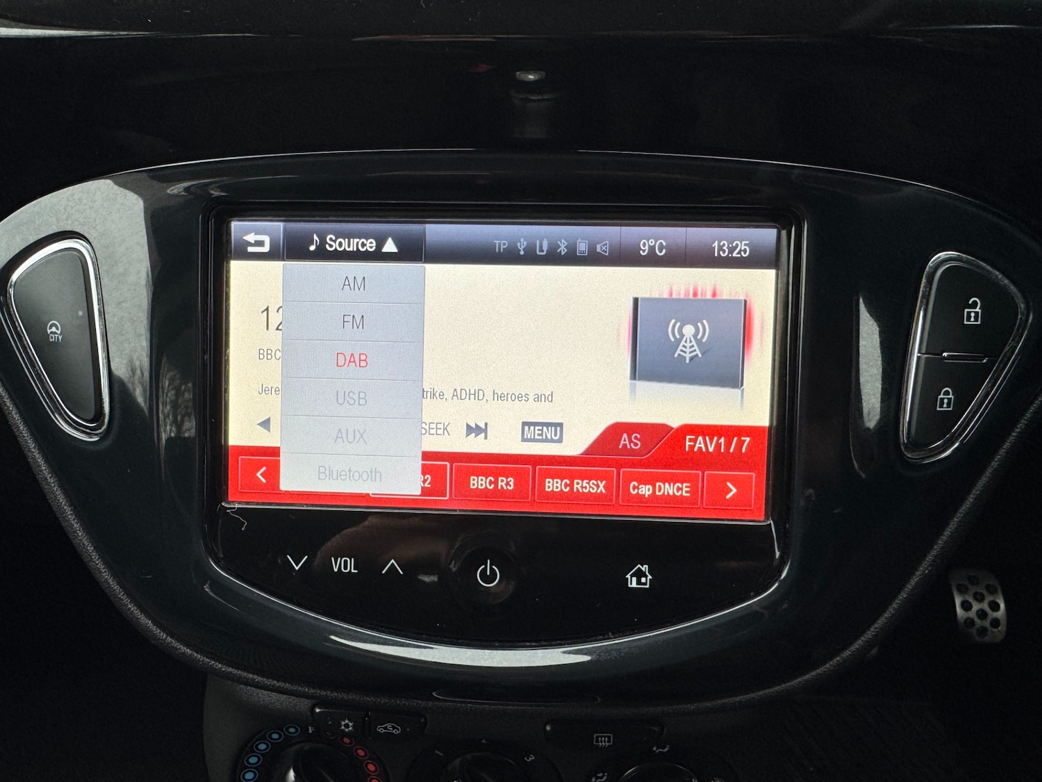 Used Vauxhall Corsa 2015 for sale - 76974792: Photo 35