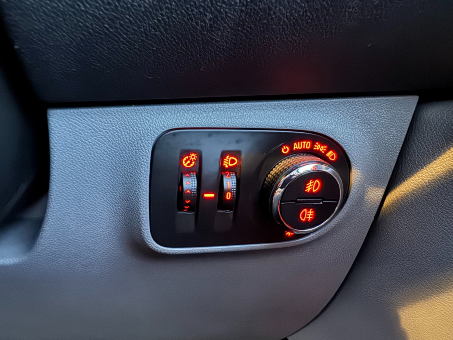 Used Vauxhall Corsa 2016 for sale - 77896165: Photo 33