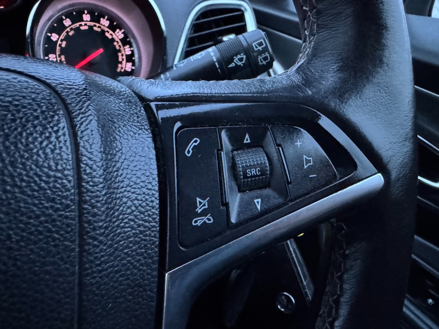 Used Vauxhall Mokka 2014 for sale - 77629535: Photo 29