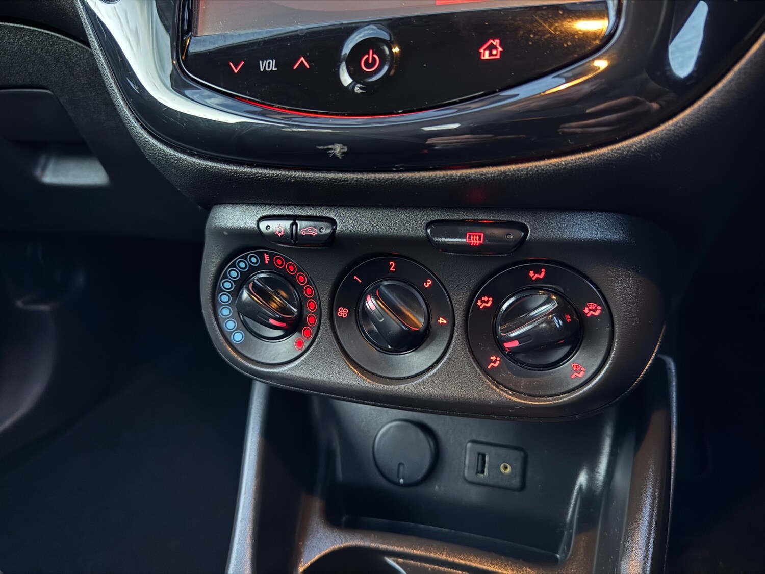 Used Vauxhall Corsa 2015 for sale - 77896045: Photo 31