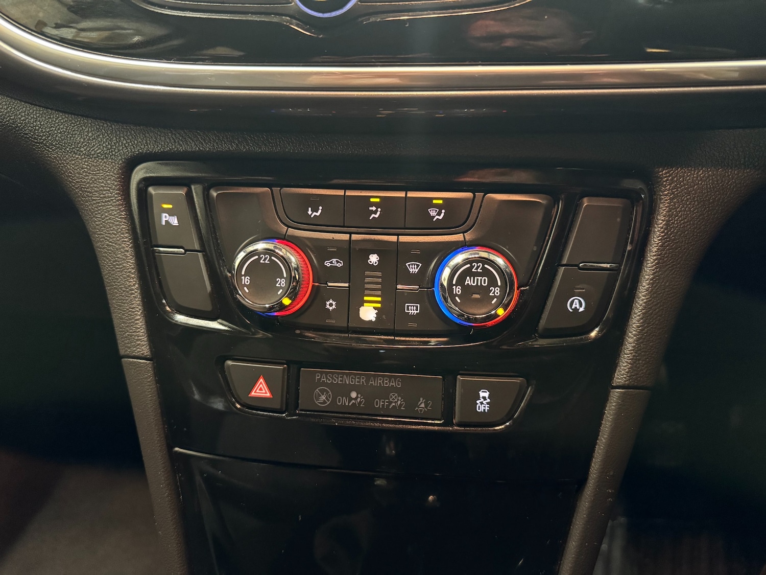 Used Vauxhall Mokka X 2017 for sale - 77011895: Photo 29