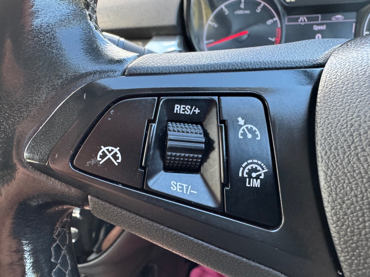 Used Vauxhall Corsa 2016 for sale - 76957239: Photo 31