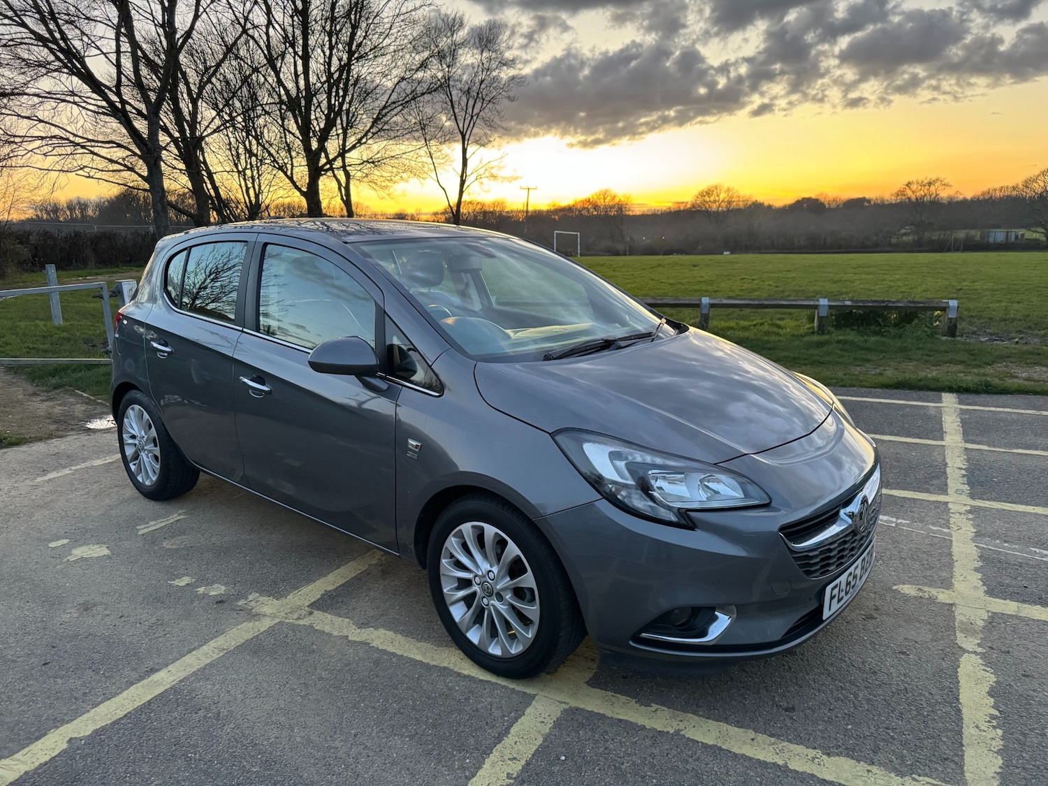 Used Vauxhall Corsa 2015 for sale - 77896112: Photo 2