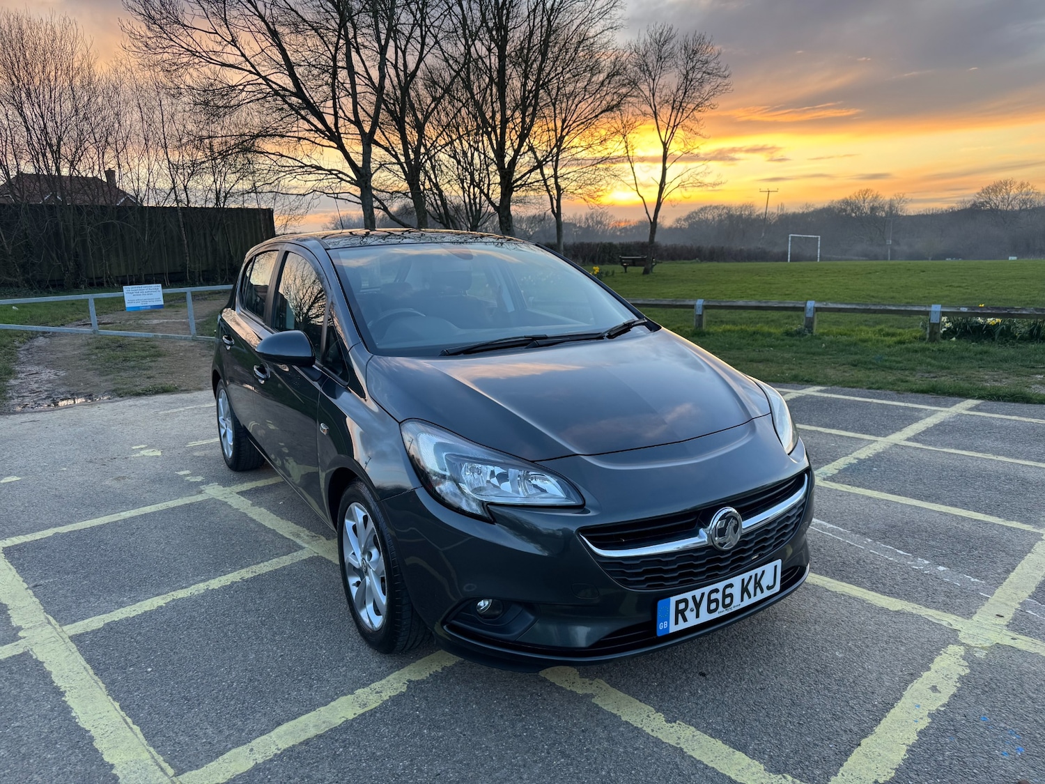 Used Vauxhall Corsa 2017 for sale - 77707030: Photo 2