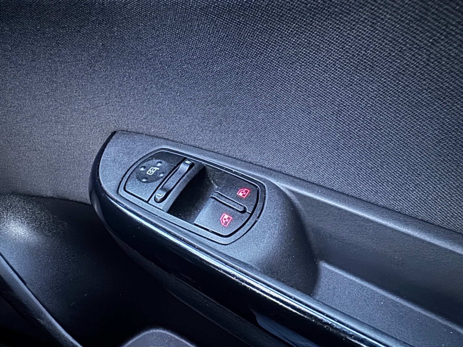 Used Vauxhall Corsa 2017 for sale - 77707030: Photo 30