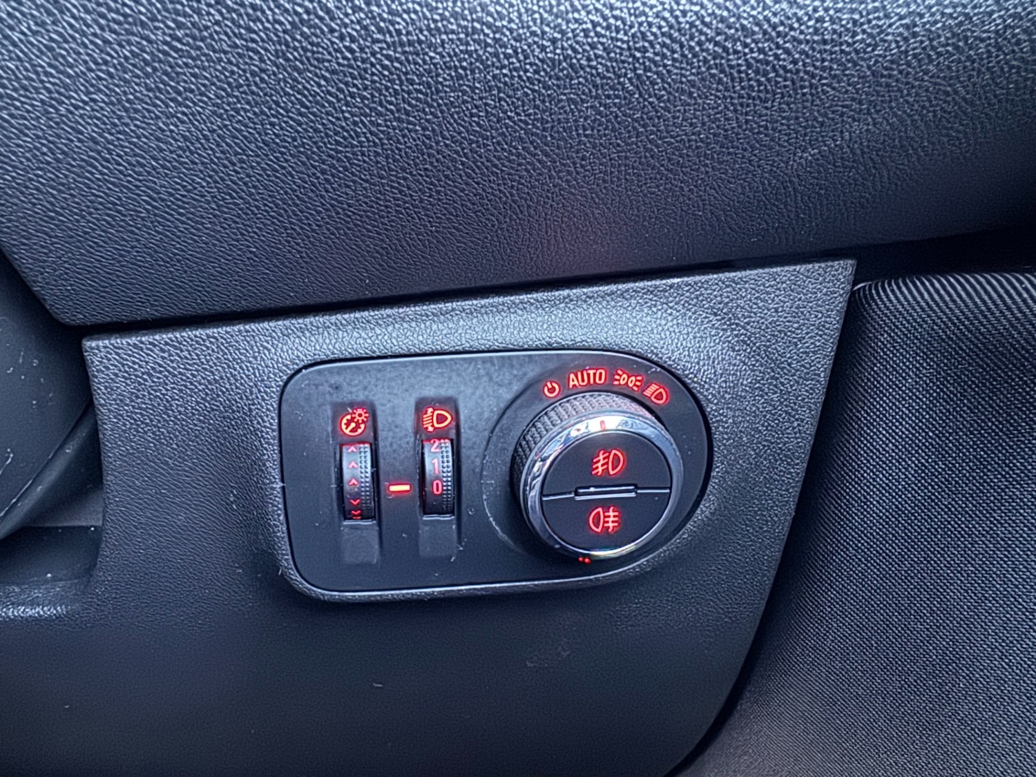 Used Vauxhall Corsa 2017 for sale - 77707030: Photo 31