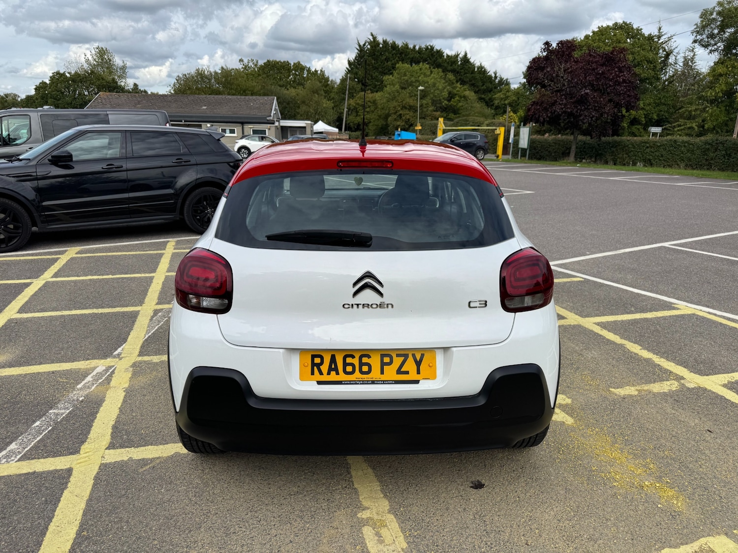 Used Citroen C3 2017 for sale - 76974763: Photo 10