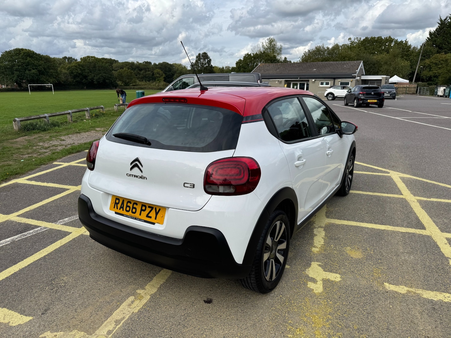 Used Citroen C3 2017 for sale - 76974763: Photo 11