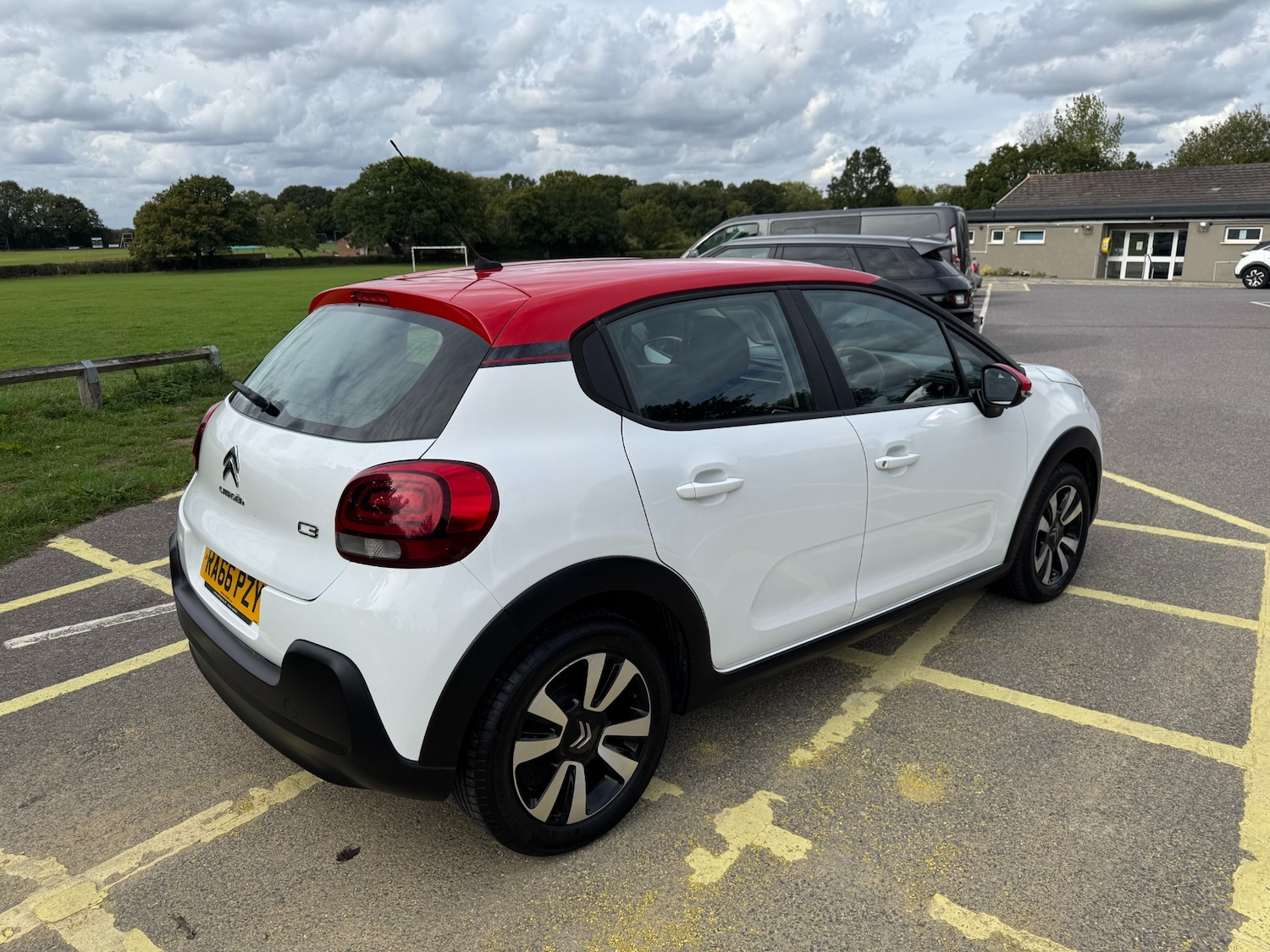 Used Citroen C3 2017 for sale - 76974763: Photo 12