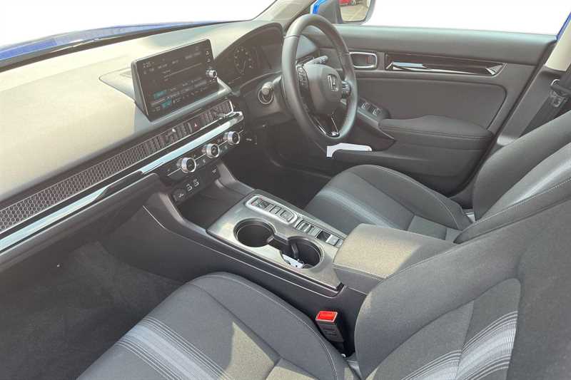 Used Honda Civic 2024 for sale - 76593822: Photo 2