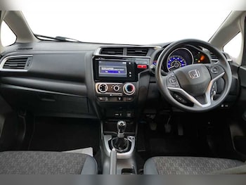 Used Honda Jazz 2017 for sale - 76191271: Photo