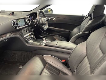 Used Mercedes-Benz SL 2017 for sale - 77111967: Photo