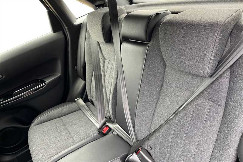 Used Honda Jazz 2021 for sale - 76624102: Photo 8