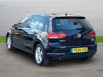 Used Volkswagen Golf 2016 for sale - 77499837: Photo