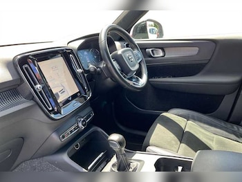 Used Volvo XC40 2021 for sale - 78754208: Photo