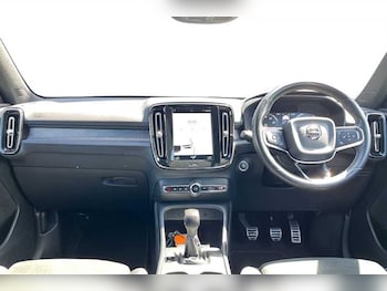 Used Volvo XC40 2021 for sale - 78754208: Photo