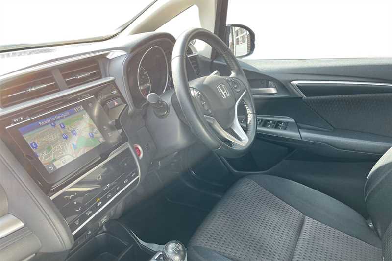 Used Honda Jazz 2020 for sale - 78009563: Photo 2