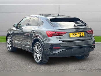 Used Audi Q3 2024 for sale - 76442012: Photo