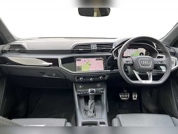 Used Audi Q3 2024 for sale - 76442012: Photo