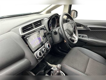 Used Honda Jazz 2018 for sale - 77885608: Photo