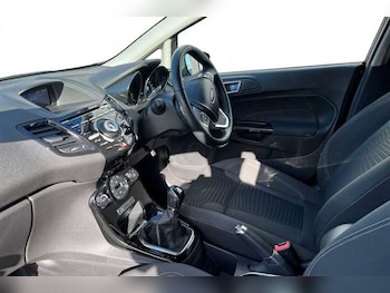 Used Ford Fiesta 2013 for sale - 78172845: Photo