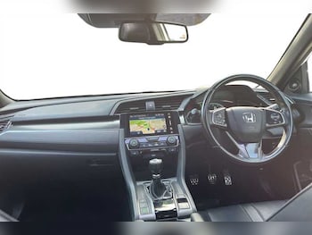 Used Honda Civic 2018 for sale - 78948724: Photo