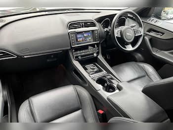 Used Jaguar F-Pace 2016 for sale - 79768723: Photo