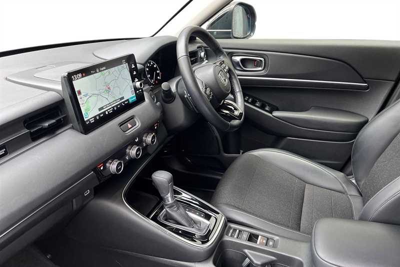 Used Honda HR-V 2022 for sale - 77146735: Photo 2