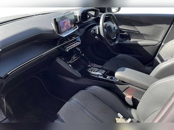Used Peugeot 2008 2023 for sale - 78536709: Photo