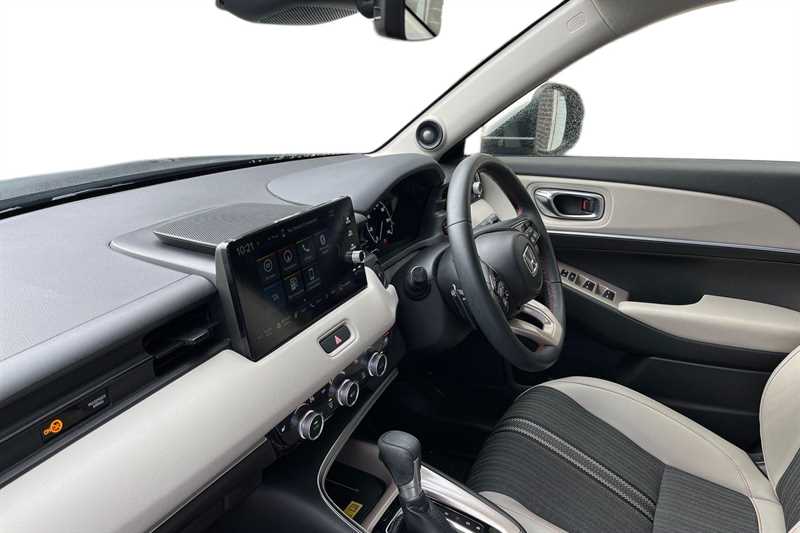 Used Honda HR-V 2022 for sale - 76575398: Photo 2