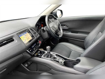 Used Honda HR-V 2019 for sale - 77634805: Photo