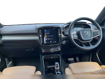Used Volvo XC40 2020 for sale - 79350694: Photo