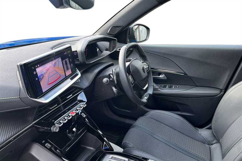 Used Peugeot 2008 2023 for sale - 77373215: Photo 2